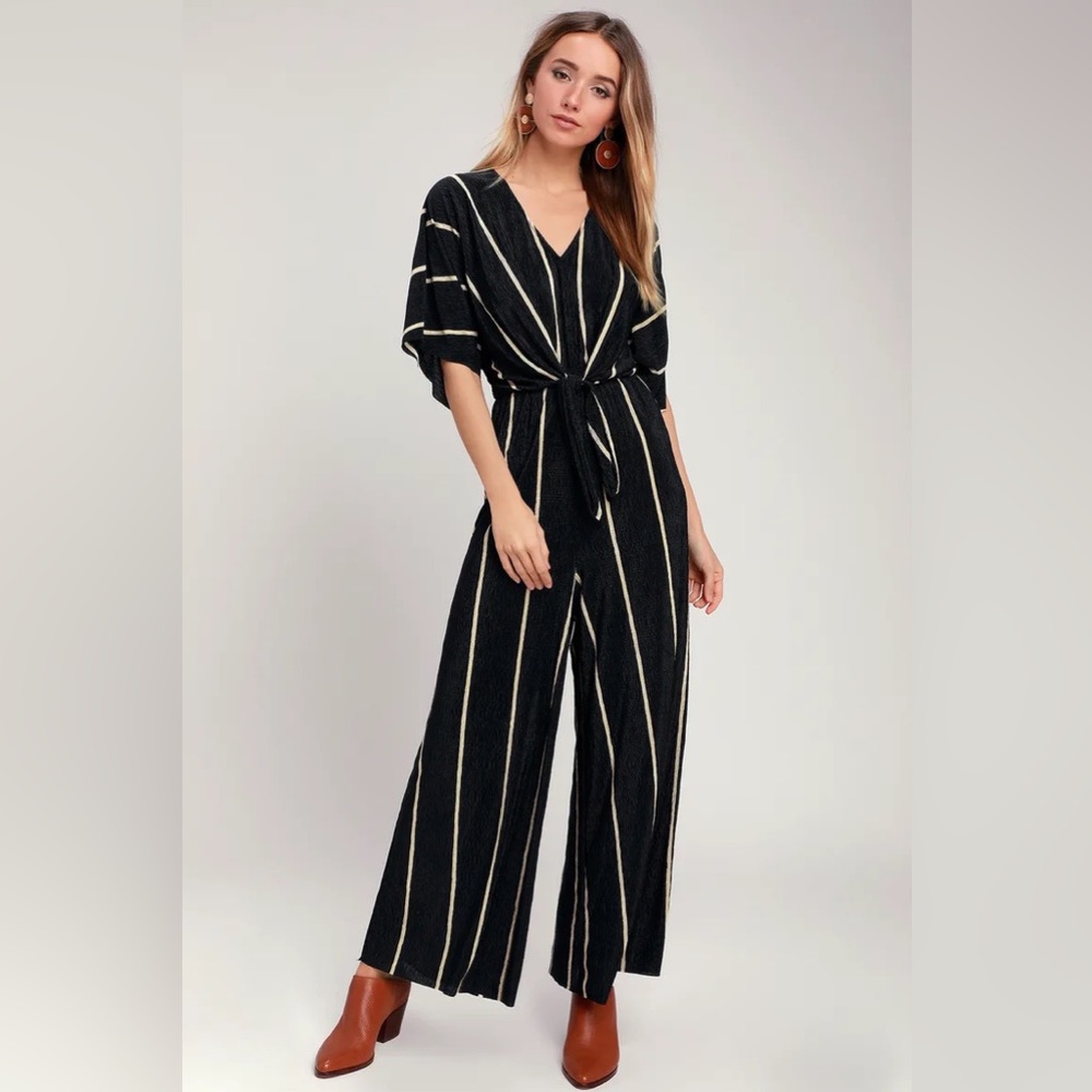 Lulus lush Abbagail Black Striped Knotted Front Jumpsuit size medium